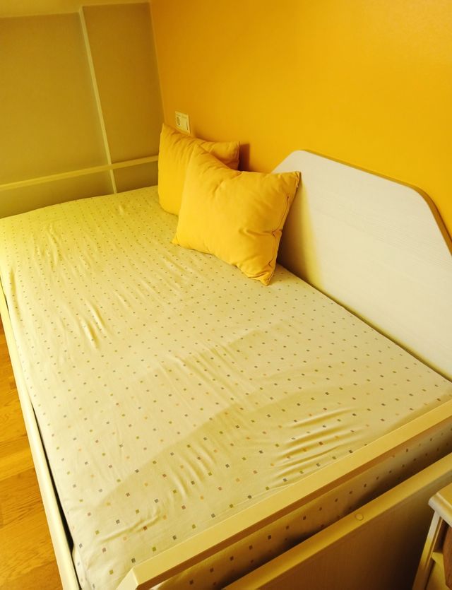 Cama nido 90 cm, 1 colchón y cómoda 