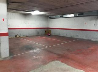 Garaje en alquiler en Eixample - Sant Oleguer en Sabadell