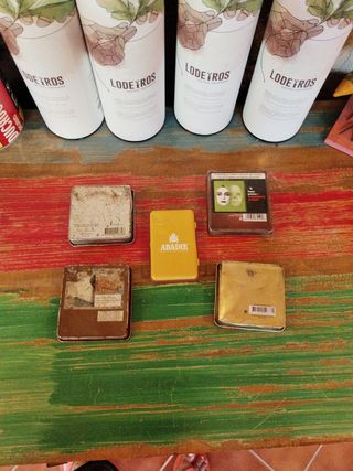 Cajas metálicas vintage