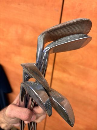 Hierros Wilson juego de 5