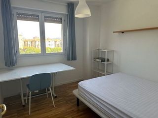 Piso en alquiler en Azpilagaña en Pamplona