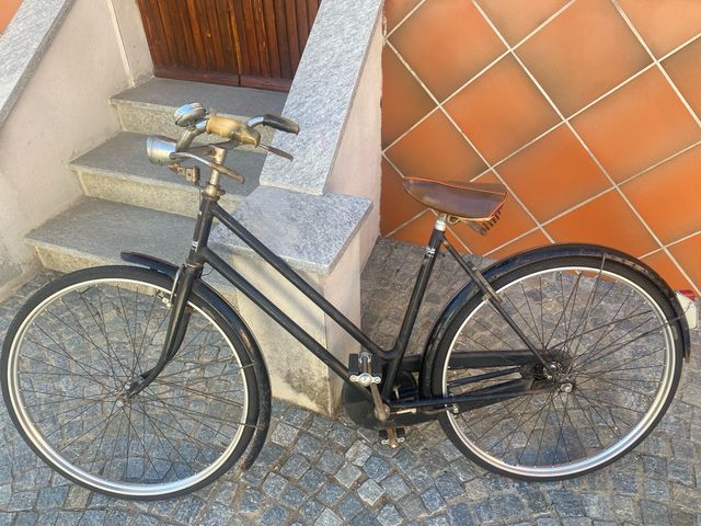 Bicicletta Antica da Donna “taurus”