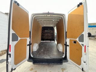VOLKSWAGEN CRAFTER 35 TDI177 FGN L4H3 RWD