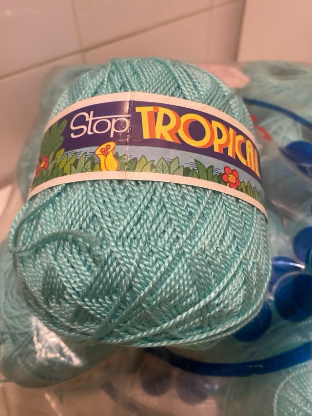 11 ovillos lana Stop Tropical