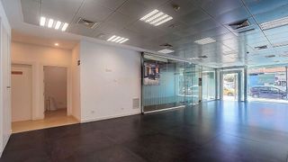 Local comercial en venta en Las Lagunas en Mijas