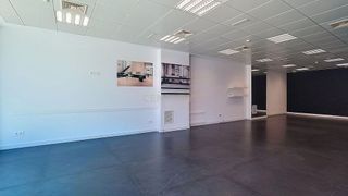 Local comercial en venta en Las Lagunas en Mijas