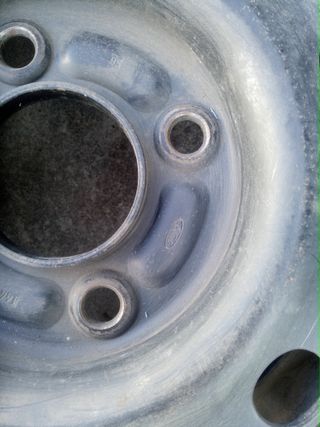 Rueda Ford Escort - Llanta 13" 