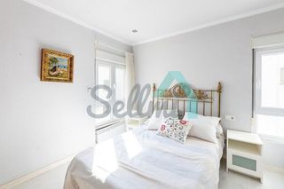 Piso en venta en Milán - Pumarín - Teatinos en Oviedo