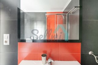 Piso en venta en Milán - Pumarín - Teatinos en Oviedo
