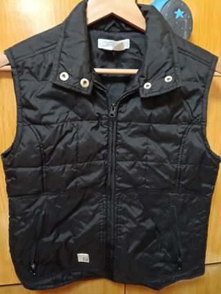 Chaleco Zara negro acolchado