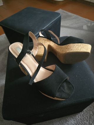 Sandali Primark neri plateaux