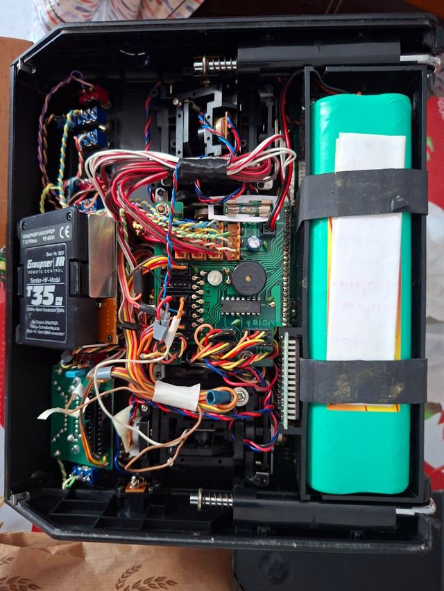 Emisora Graupner MC-20 Radiocontrol