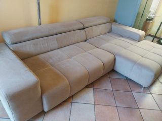 Divano angolare beige Olibia