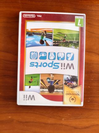 Nintendo Wii mini roja + 2 juegos