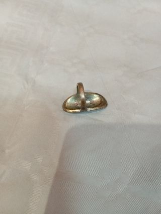 Anillos dorados y plateados