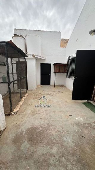 Chalet en venta en Hellín
