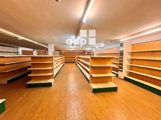Local comercial en venta en Centro en Avilés