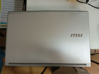 Portátil MSI Plata