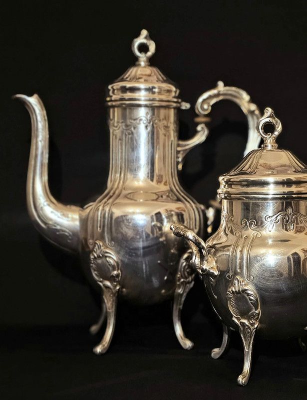 Set da tè in argento: caffettiera e zuccheriera