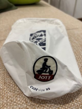 Chaqueta JOTT blanca - Pluma ligera