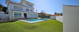 Chalet en venta en Capellanía - Retamar en Alhaurín de la Torre