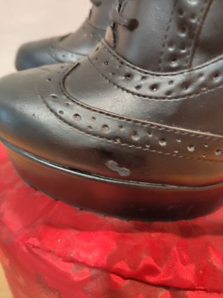 Zapatos negros tacón cordones talla 38