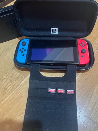 Nintendo Switch Azul/Rojo