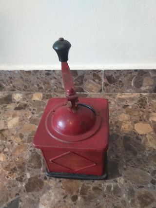 Molinillo café antiguo Elma