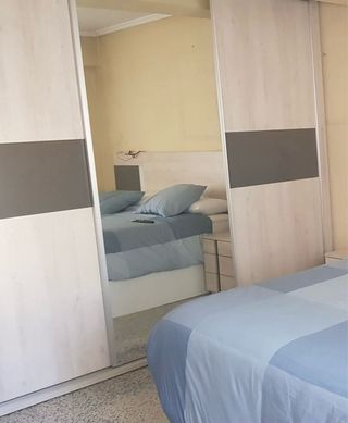 Armario 3 puertas correderas blanco-gris