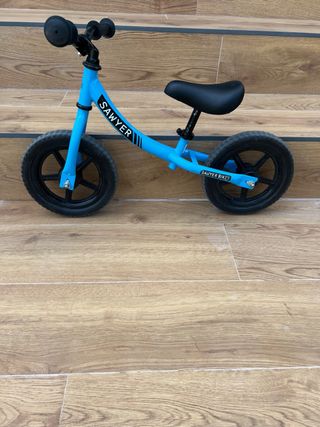 Bicicleta sin pedales Sawyer