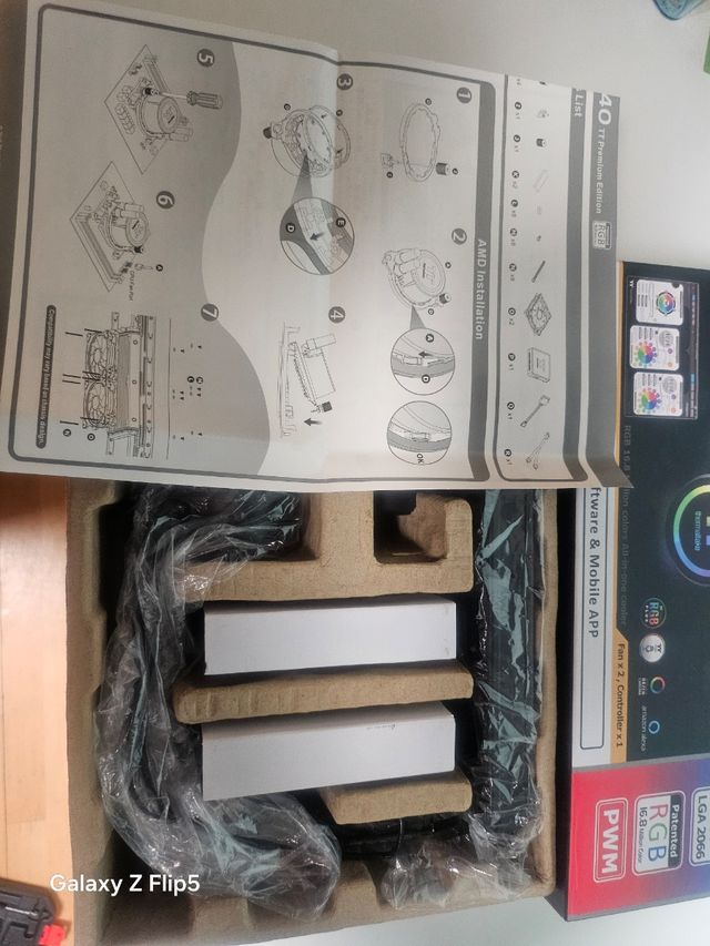 Thermaltake Floe DX 240 RGB