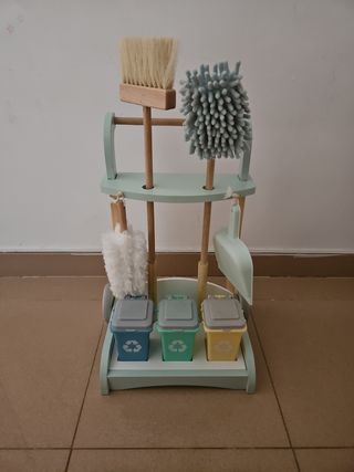 Kit limpieza infantil madera