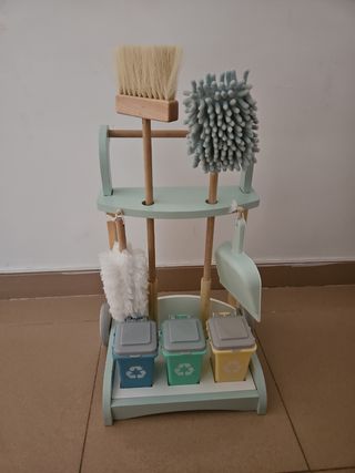 Kit limpieza infantil madera