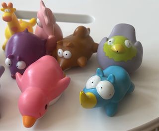 JUGUETES DE BAÑO - SET X 9 FIGURAS - NIÑO/BEBE