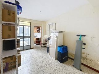 Chalet en venta en Lucena