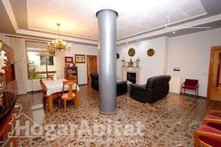 Chalet en venta en Santa Bárbara en Llíria