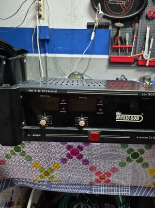 AMPLIFICADOR MUSIC-SON EP-300 Turbo