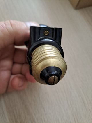 Portabombillas antiguo con 2 enchufes