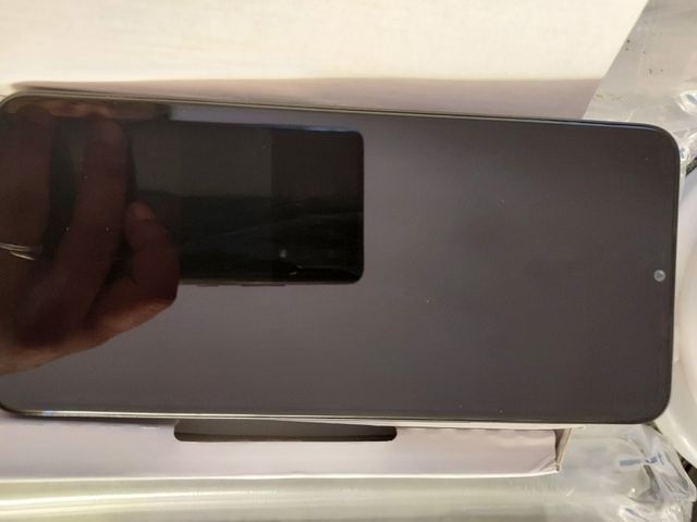 Teléfono móvil smartphone TCL 1771 K - gris nuevo