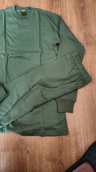 Pijama verde militar Ejército español 