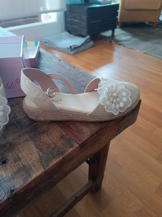 Espadrilles cuña beige talla 35 niña