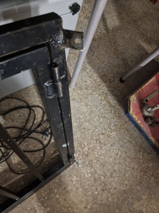 Reja metálica abatible 
