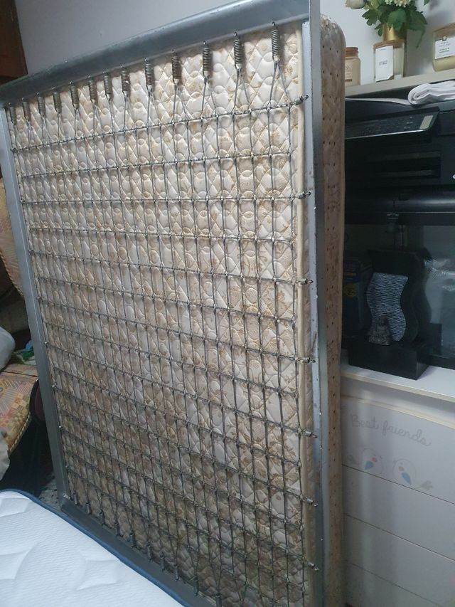 Somier metálico 135x180cm y colchón