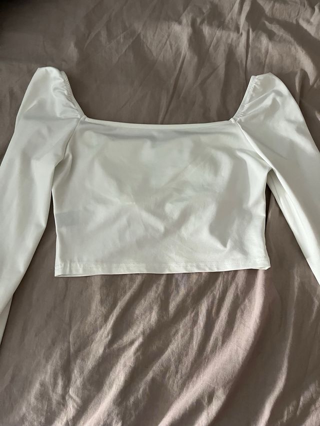 Top blanco manga larga con fruncido