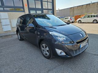 Renault Grand Scenic 2010