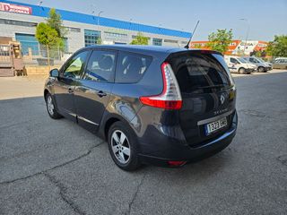 Renault Grand Scenic 2010