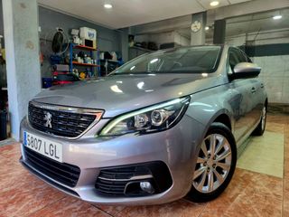 Peugeot 308 2021