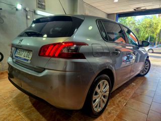 Peugeot 308 2021