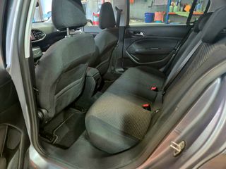 Peugeot 308 2021