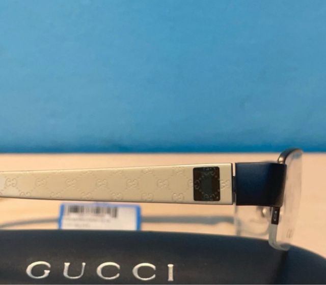 Gafas Gucci - Montura Beige y Negra